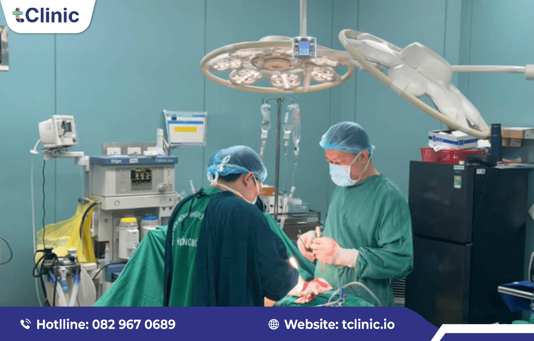 Quy trình phẫu thuật đòi hỏi sự phối hợp chặt chẽ giữa các thành viên.
